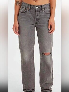 EXCELLENT CONDITION!! Levis 501 Premium Denim High Rise Gray Jeans- SZ 32